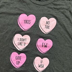 Women’s Heart Graphic Tee - Pink and Gray - Soft - size M